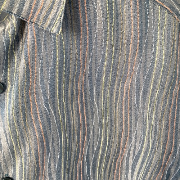 Silk/Cotton Blend Long Sleeve Button Up - Picture 4 of 10